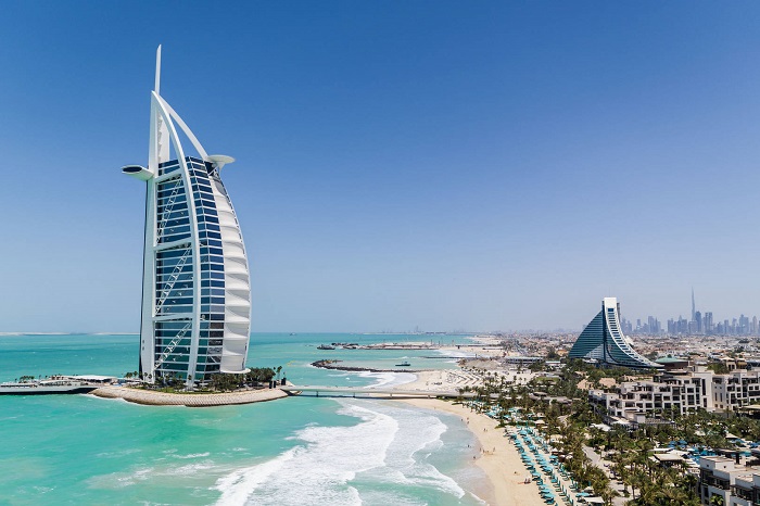Burj Al Arab - khách sạn sang trọng nhất ở Dubai