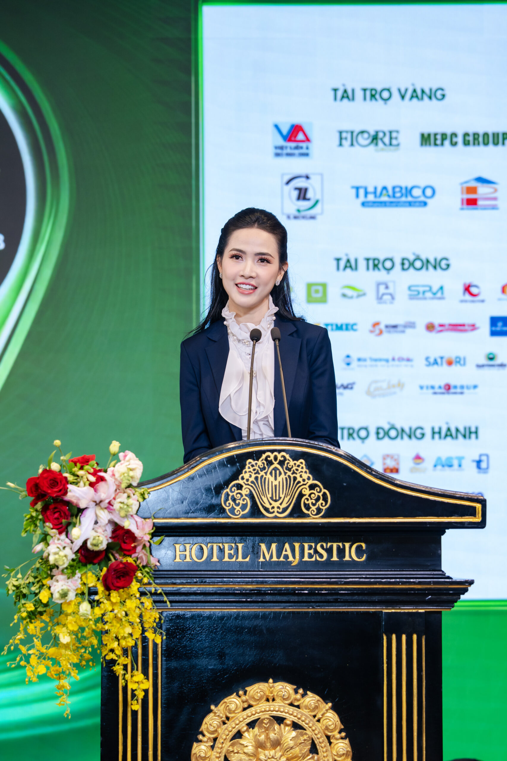 Hoa hậu Đại sứ Du lịch Thế giới 2018 Phan Thị Mơ - Tân Phó Chủ tịch CLB Doanh nghiệp Mekong tại TP.HCM phát biểu tại Đại hội.